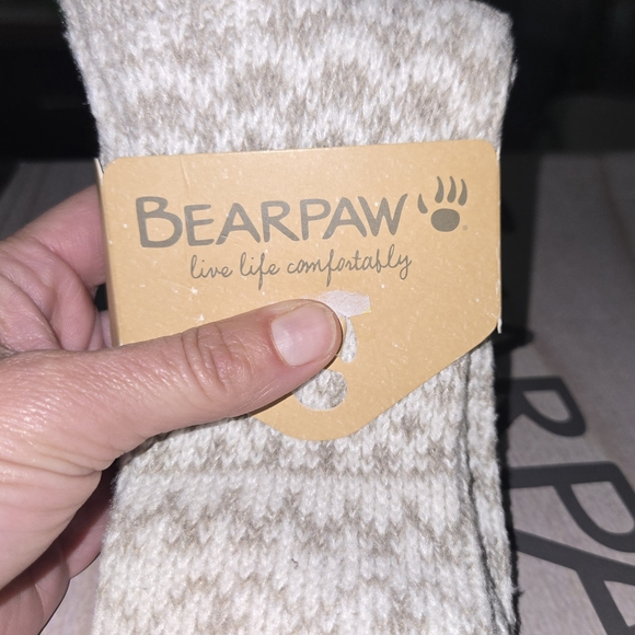 Bearpaw Isabella Snow boots With FREE Bearpaw Boot Socks - Picture 11 of 14